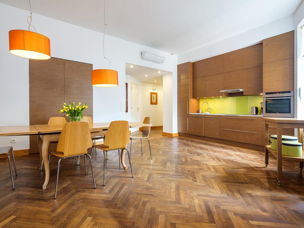 Tyzenhauz Apartments Krowoderska Street Krakow Exterior photo