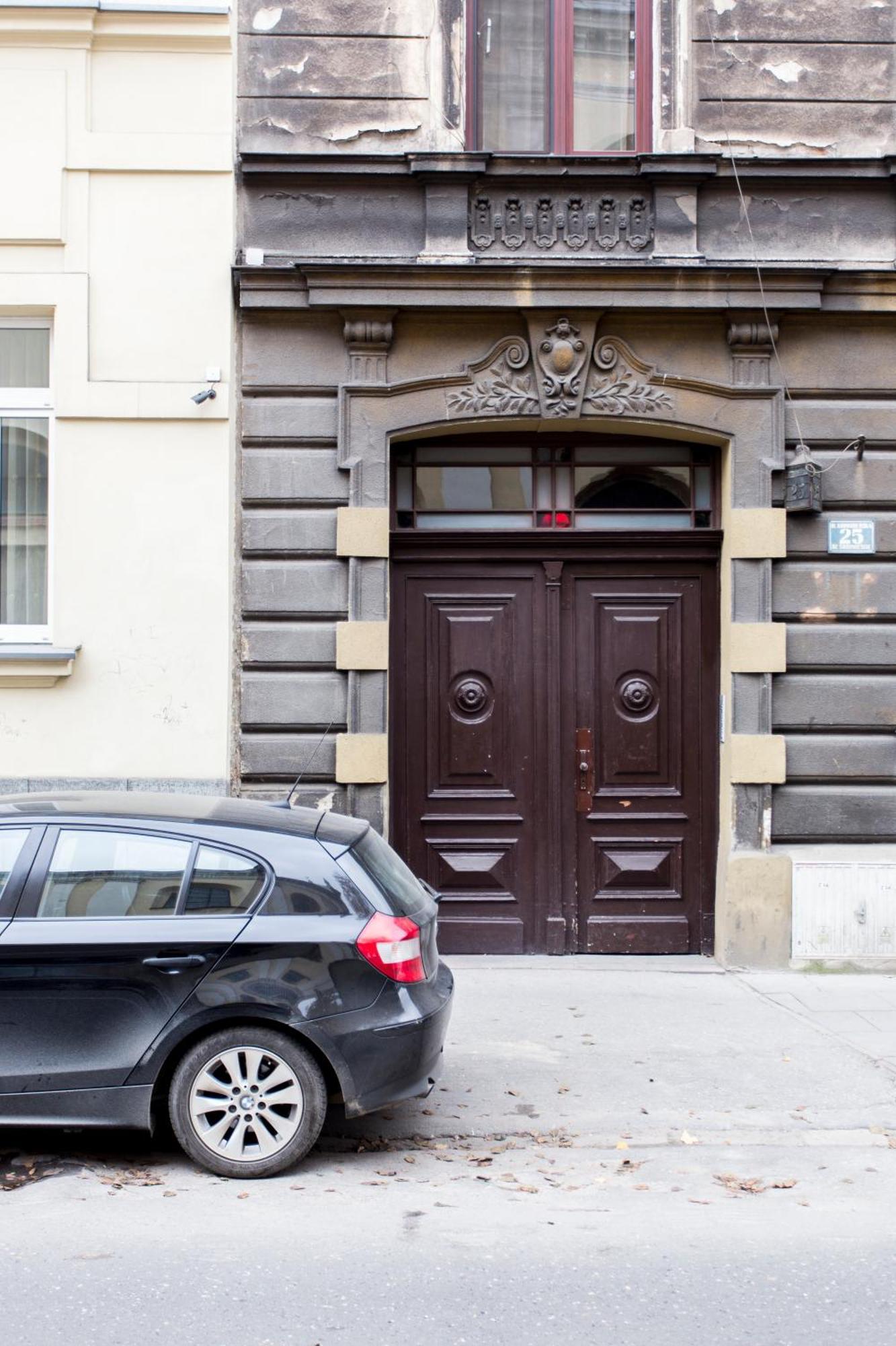 Tyzenhauz Apartments Krowoderska Street Krakow Exterior photo